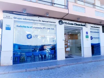 Fachada de Cleardent Bujalance