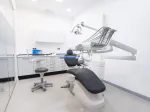 Gabinete de Cleardent Chamartín con sillón dental