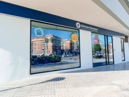 Fachada de Cleardent Córdoba