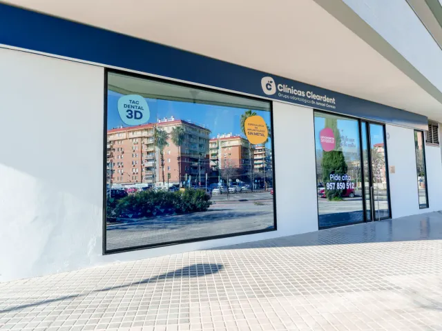 Fachada de Cleardent Córdoba