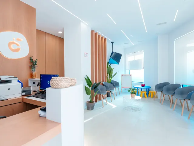Recepción de Cleardent Fuengirola