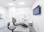 Gabinete de Cleardent Fuenlabrada con sillón dental