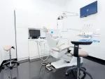 Gabinete de Cleardent Linares con sillón dental