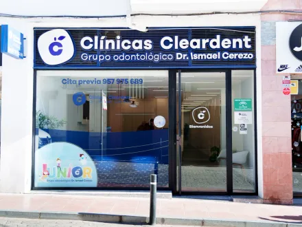 Fachada de Cleardent Montoro