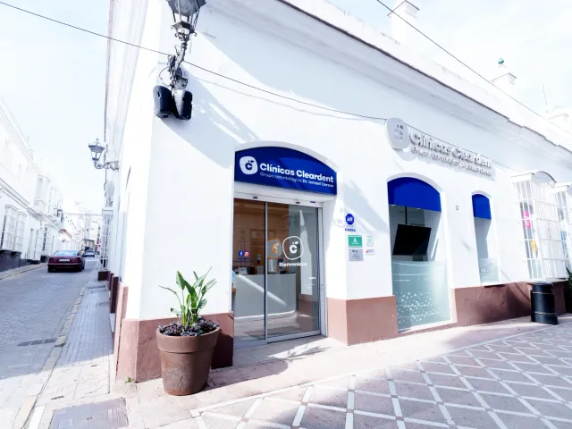 Fachada de Cleardent San Fernando