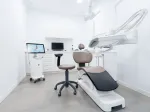 Gabinete de Cleardent Torre del Mar con sillón dental y escáner intraoral