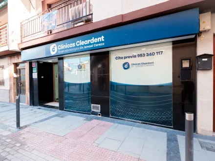 Fachada de Cleardent Torredonjimeno