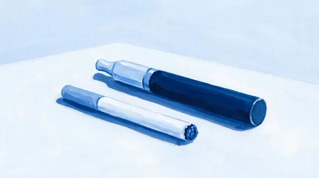 Un cigarrillo apagado y un vapeador, juntos sobre la mesa