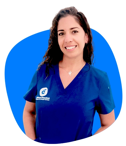 Lorena Serrano  Ortodoncista